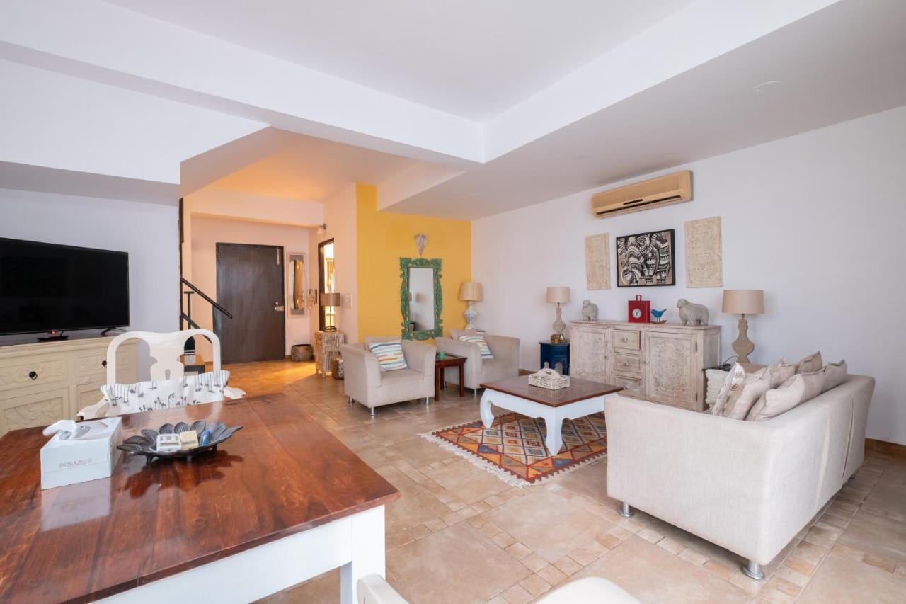 Snowdrop- Exquisite 3Bhk Villa With Pool- Candolim By Staymonkey Calangute Ngoại thất bức ảnh