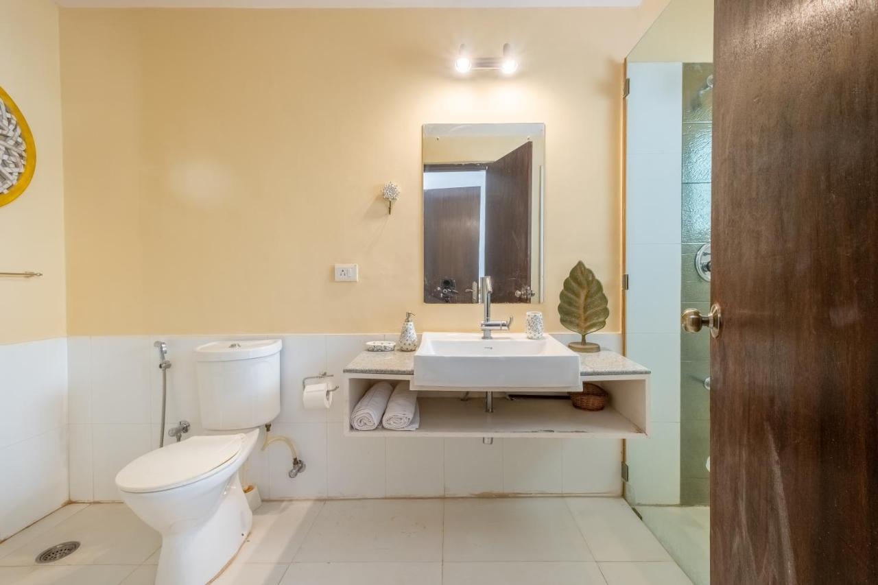 Snowdrop- Exquisite 3Bhk Villa With Pool- Candolim By Staymonkey Calangute Ngoại thất bức ảnh